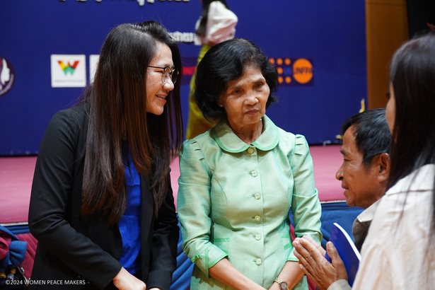 dialogue photo 8